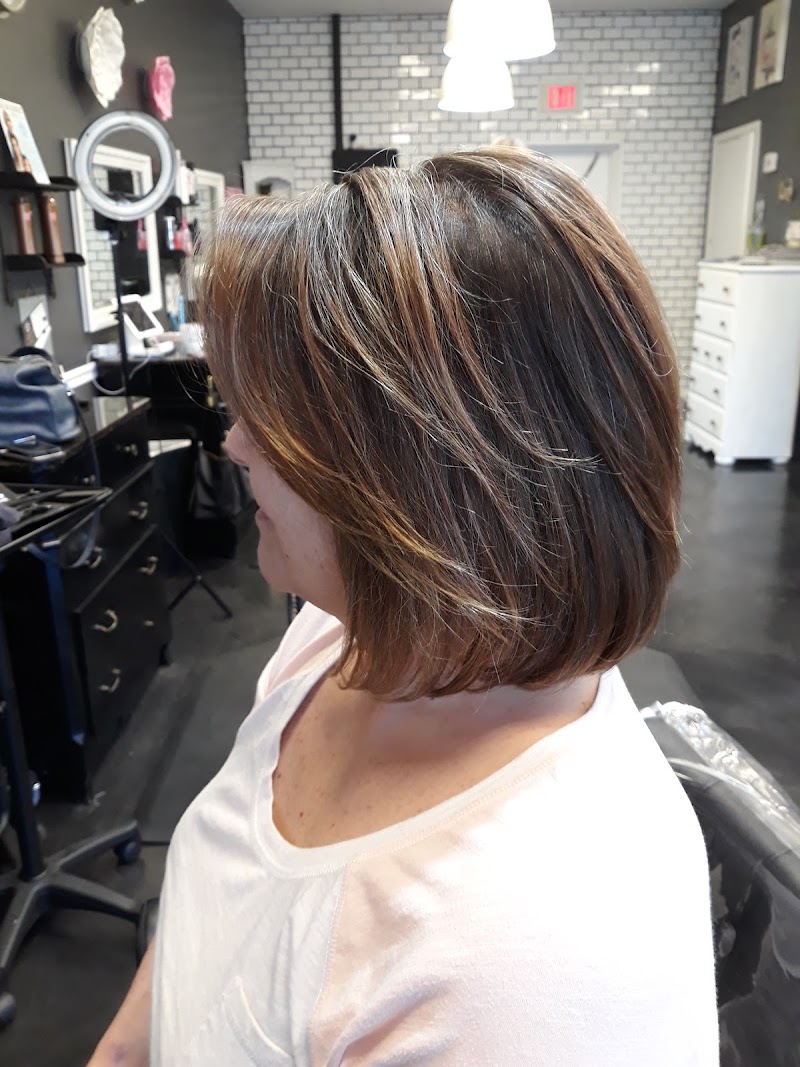 Ciao Bella salon at work